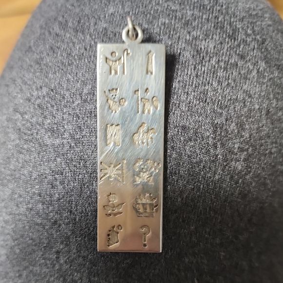 History of Ireland sterling silver pendant By Michael Hilliar - Picture 1 of 2
